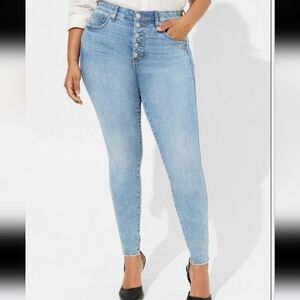 Torrid- Bombshell Skinny Premium Stretch High-Rise Jean